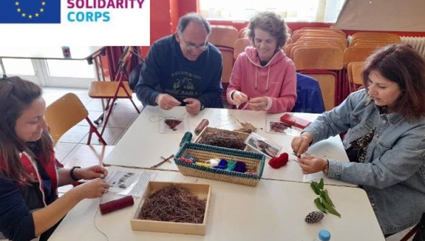 Βιωματικό εργαστήριο για εκπαιδευτικούς, με θέμα την αξιοποίηση των φυσικών υλικών στην εκπαιδευτική διαδικασία